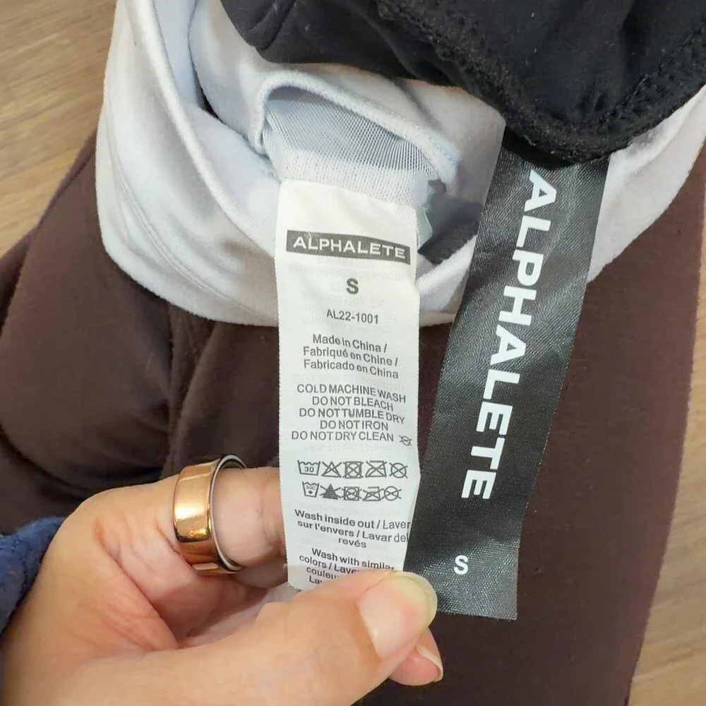 Alphalete Athletic 5 Piece Bundle Size Small 2 Sports Bras 3 Pairs Shorts - Picture 3 of 6